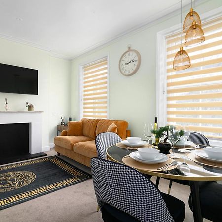 Cosy Flat 5 Min From Holland Park Station! Londonアパートメント エクステリア 写真