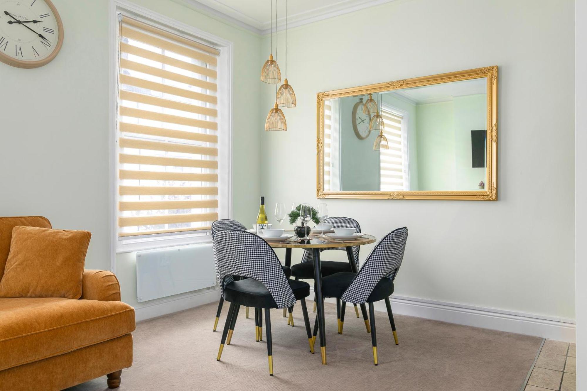 Cosy Flat 5 Min From Holland Park Station! Londonアパートメント エクステリア 写真